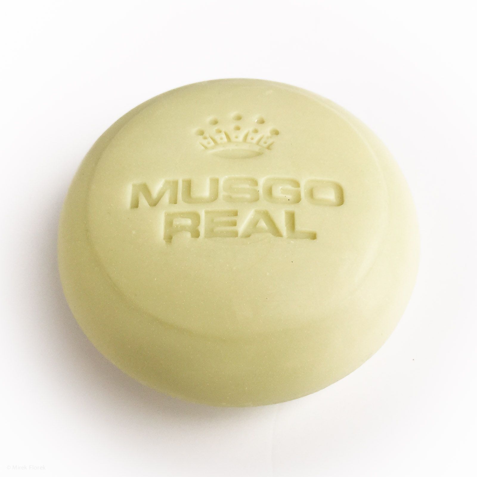 Musgo Real Men's Shave Soap Classic Scent