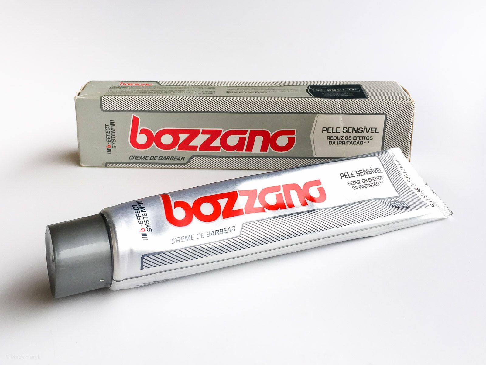 Opakowanie kremu do golenia Bozzano Creme de Barbear Pele Sensivel